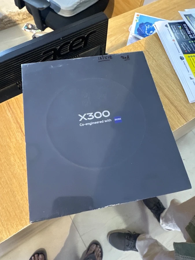 Vivo x300