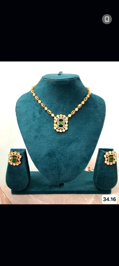 Kundan necklace